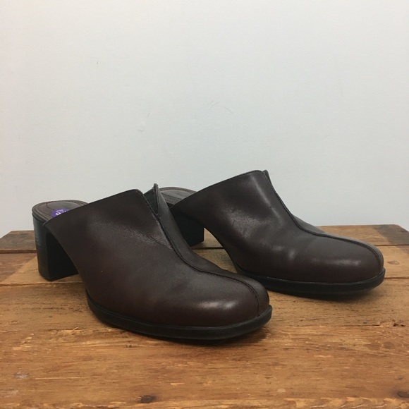 Clarks Shoes - Clarks Brown Leather Block Heel Mules. 9M